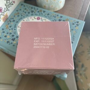 NIB, Serene brightening pads